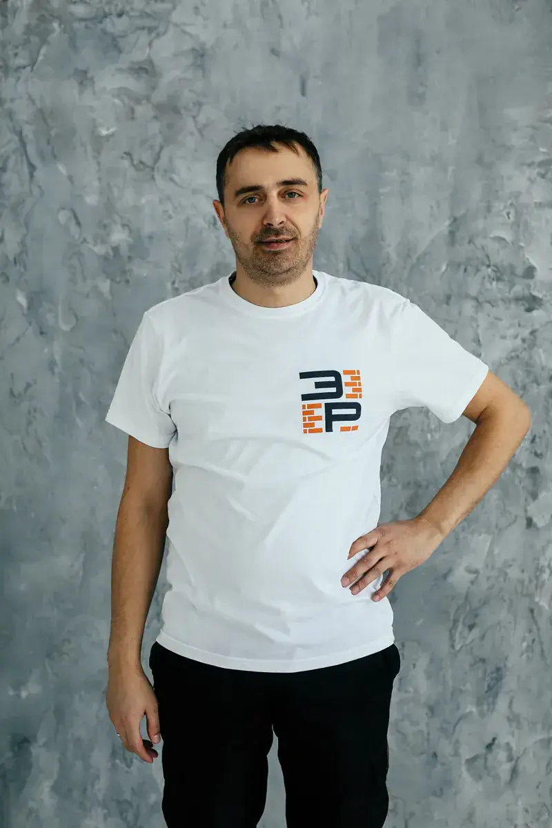 Виктор, Отделочник, специалист команды «Эталон ремонта»